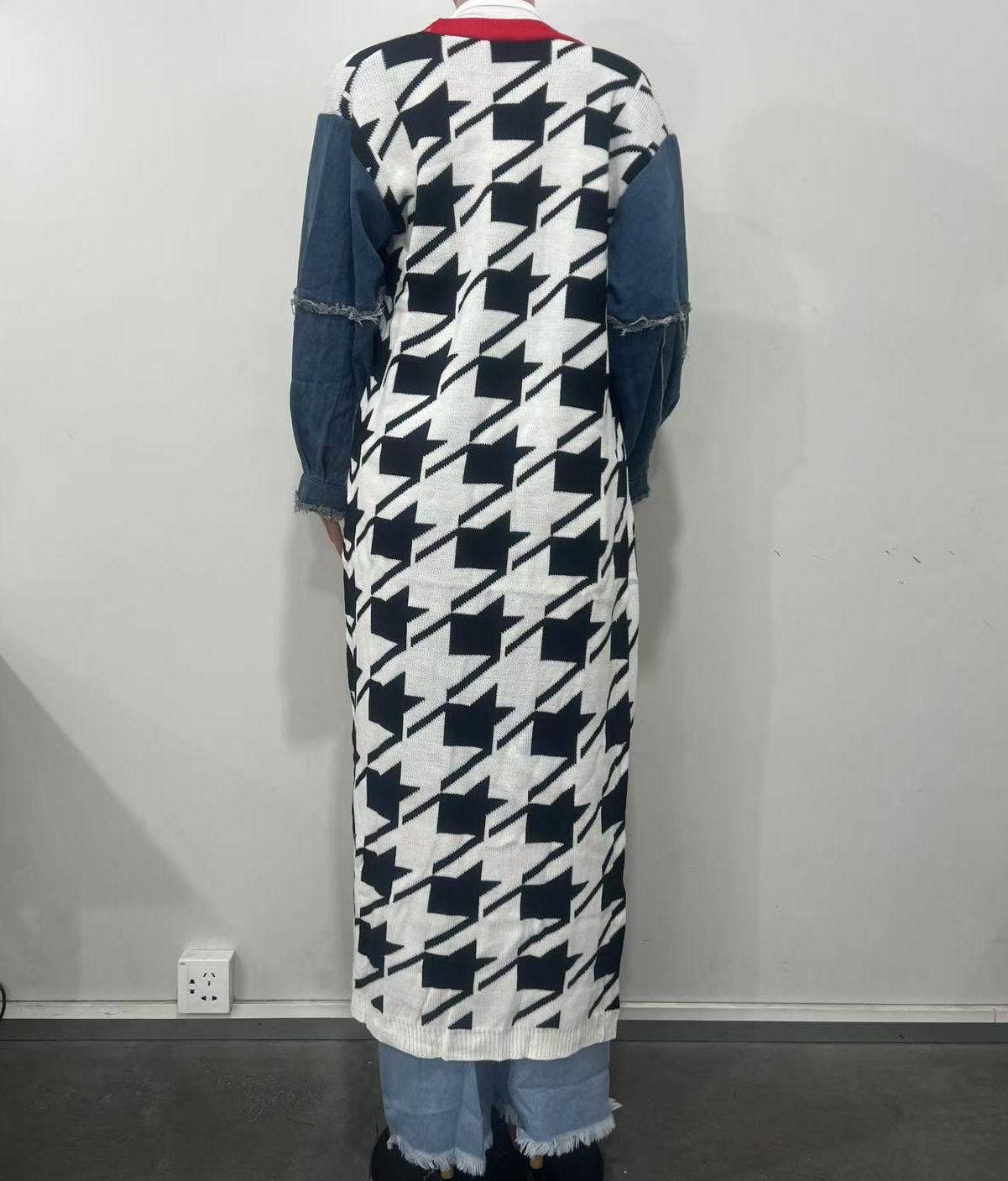 Houndstooth Pattern Denim Sleeve Spliced Long Cardigan